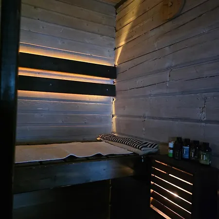 Kuuranlumo Authentic Lakeside With Sauna Chalet Ranua